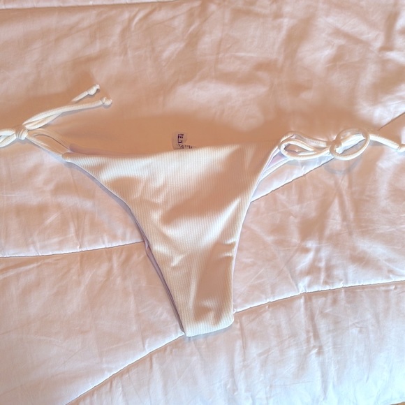 WHITE ZAFUL BIKINI - Picture 5 of 5